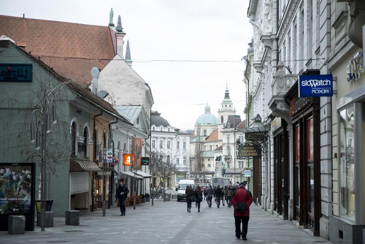 Brezposelnost pri nas še vedno znaša pod pet odstotkov. | Foto: Ana Kovač