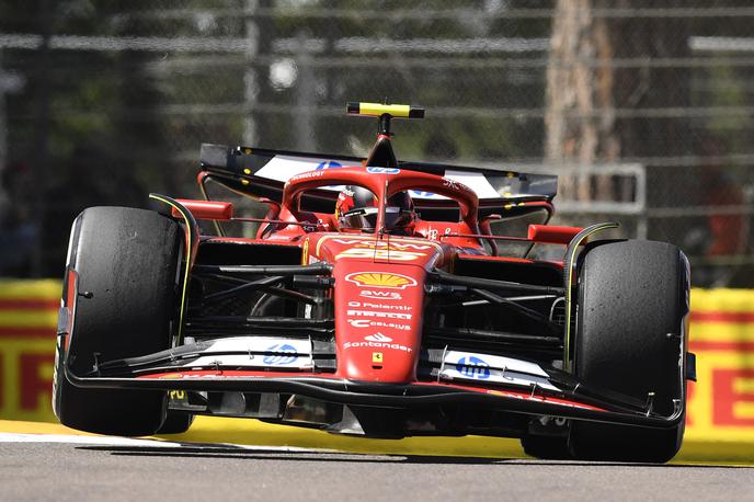 Imola Charles Leclerc Imola | Charles Leclerc je s Ferrarijem na stezi Enzo e Dino Ferrari dobil prvi prosti trening. | Foto Reuters