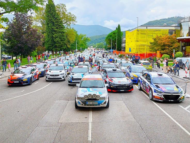 90 posadk na letošnjem reliju Nova Gorica. | Foto: Miloš Ferfolja