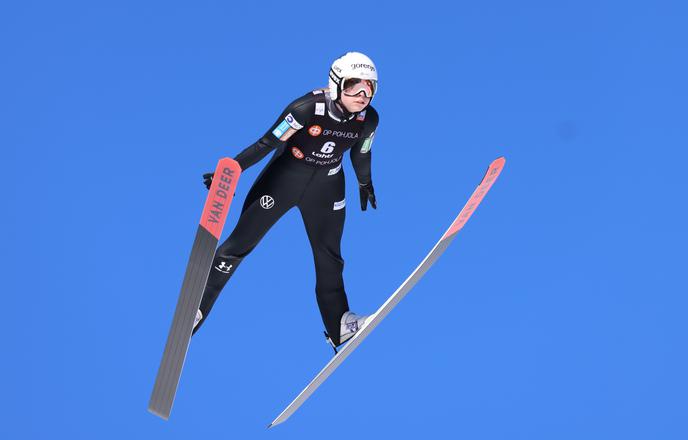 Slovenska skakalka po poškodbi pred poletnim izzivom: Takšen je pač sistem