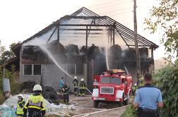 Po požaru: 15 let vlagala v kmetijo, ki je ostala le še spomin #foto #video