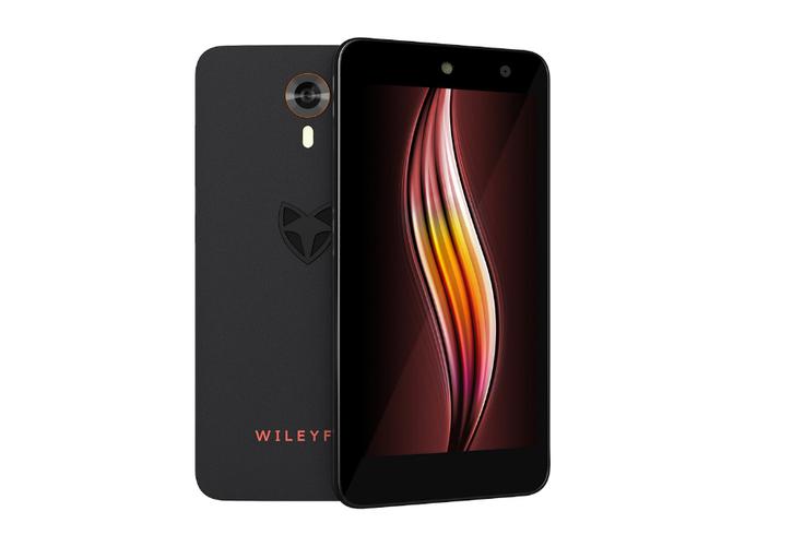Pametni telefon Swift britanskega proizvajalca Wileyfox bo vašo denarnico olajšal za okrog 165 evrov. Za ta denar boste dobili solidno zmogljivo napravo (štirijedrni procesor, zelo dober zaslon, povezljivost 4G in kakovosten fotoaparat). Prostora za shranjevanje podatkov je 16 gigabajtov, razširiti ga je mogoče s kartico microSD kapacitete do 32 gigabajtov. V Swifta je mogoče vstaviti še eno kartico SIM, poganja pa operacijski sistem Cyanogen 12, predelano različico Androida s precej več funkcijami. | Foto: 
