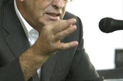 Andrej Capuder zaradi izključitve Janše protestno izstopil iz PEN