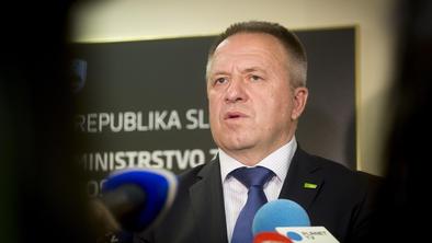 Minister Počivalšek: Vietnam želi vzpostaviti letalsko linijo s Slovenijo
