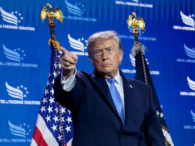 CIA in FBI nasprotujeta Trumpovemu načrtu za enotni seznam vohunov