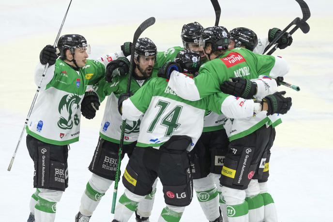 Bolzano : HK Olimpija | Olimpija je v četrtfinalni seriji z Bolzanom povedla z 1:0 v zmagah. | Foto HCB/Vanna Antonello