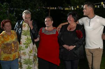 Čustven zaključek: udeleženci šova navdušili s plemenito gesto #video