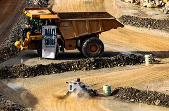Makadamski reli šov na Goriškem: v Slovenijo se vrača tudi Boštjan Avbelj