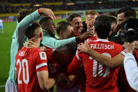 Avstrijci z rekordno visoko zmago, Hrvati ob Dalićevem jubileju do točke