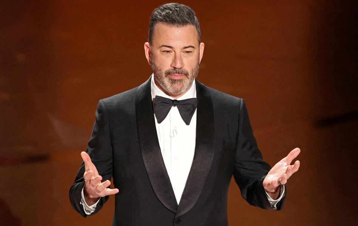 Jimmy Kimmel | "Konec tedna smo dosegli novo dno, ko je tolpa Maga obupano poskušala tega fanta, ki je umoril Kirka, prikazati kot karkoli drugega kot enega izmed njih," je dejal Kimmel v sporni izjavi. | Foto Reuters