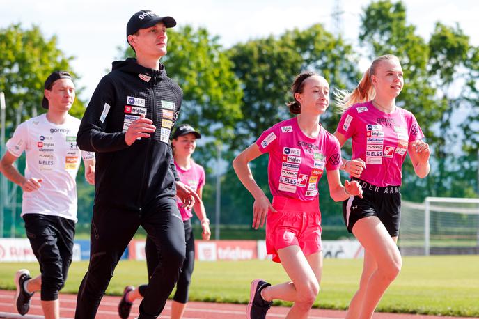 smučarski skoki, priprave, Kranj, 2025, Domen Prevc, Nika Prevc | "Kot so za hišo najpomembnejši temelji, je pri nas najpomembnejša fizična priprava," o trenutnem delu priprav na novo sezono pravi zmagovalka zadnjih dveh sezon Nika Prevc. | Foto Aleš Fevžer