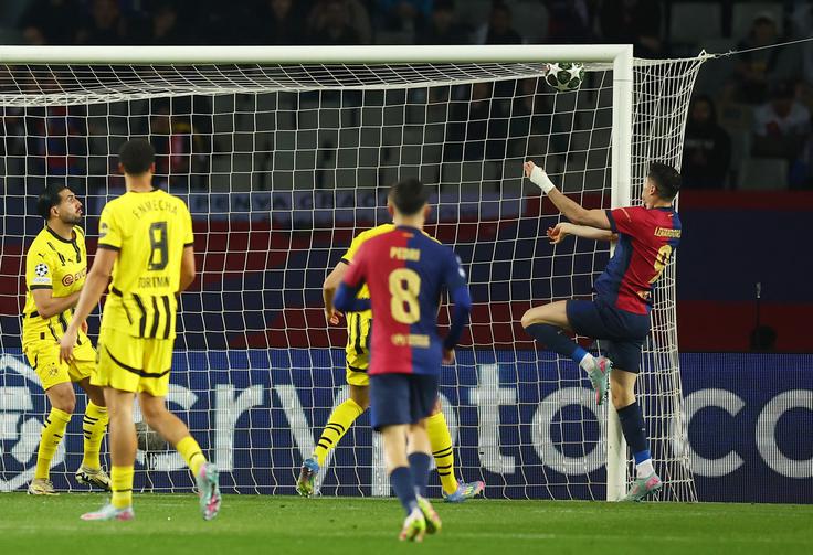 Takole je Robert Lewandowski zadel za 2:0. | Foto: Reuters