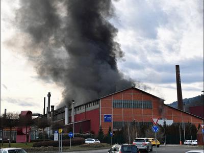 Požar v kovačnici Sij Metala Ravne pogašen, poškodovanih ni