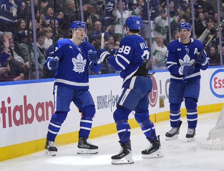 Matthew Knies je prispeval gol in tri podaje. | Foto: Reuters