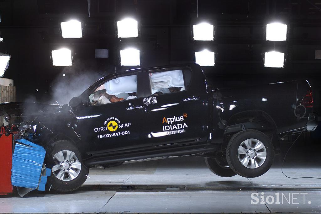 Toyota hilux - Euro NCAP varnostni test