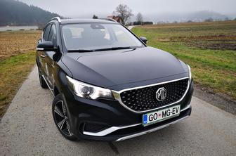 Kitajski SUV v Sloveniji: marsikje preseneti, a ima omejitve #foto