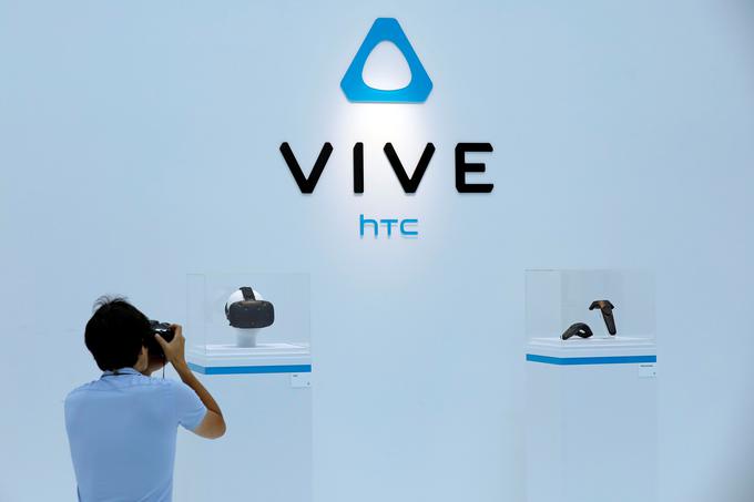 Na področju razvoja očal za navidezno resničnost HTC spada med vodilna podjetja na svetu.  | Foto: Reuters