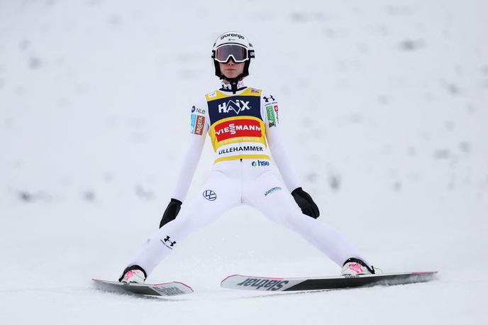 Lillehammer Nika Prevc | Nika Prevc je bila včeraj razočarana. Bo danes že pokazala bolj šampionsko formo? | Foto Reuters