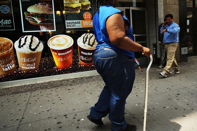 Velika Britanija se bo proti debelosti borila na državni ravni, in sicer z obširnimi ukrepi. | Foto: Reuters