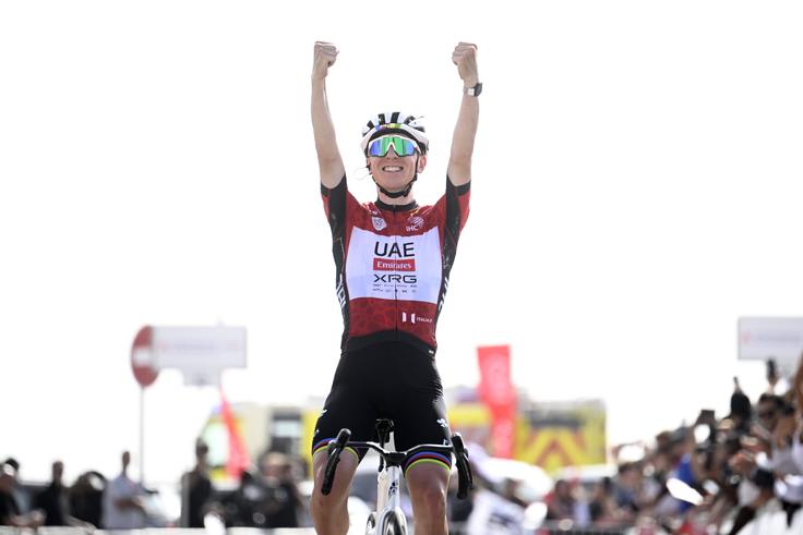 Začelo se je februarja, ko je tretjič zmagal na dirki po Združenih arabskih Emiratih, kjer ima sedež tudi njegovo moštvu UAE Emirates – XRG. Na poti do skupne zmage je osvojil tretjo in sedmo etapo. | Foto: Guliverimage