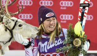 Zmaga Shiffrinovi, do točk dve Slovenki