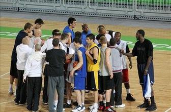 Olimpija vendarle v polni postavi