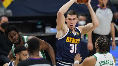 Uspešen večer Vlatka Čančarja v ligi NBA, a vseeno poraz Denverja