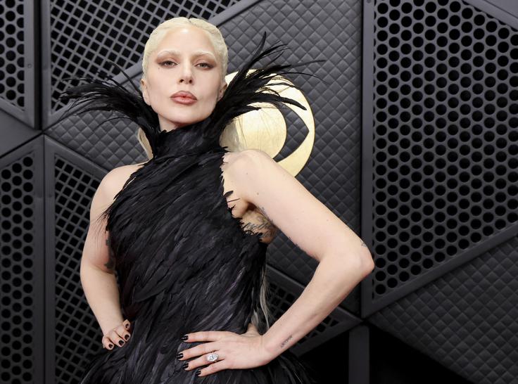 Lady Gaga je osvojila grammyja za najboljši pop vokalni album za Mayhem in za najboljši plesni pop posnetek (Abracadabra). | Foto: Reuters