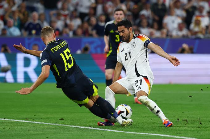 Ryan Porteous je zakrivil enajstmetrovko za vodstvo Nemčije s 3:0. | Foto: Reuters