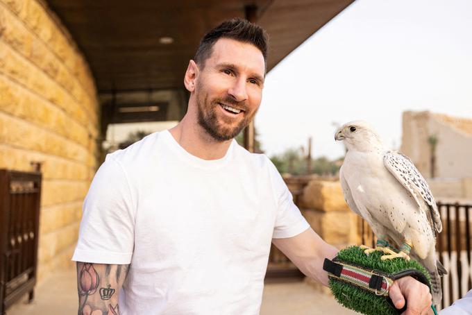 Lionel Messi sodeluje s Savdsko Arabijo kot turistični ambasador, vseeno pa je z družino sklenil, da bo nadaljeval kariero v ZDA. | Foto: Reuters