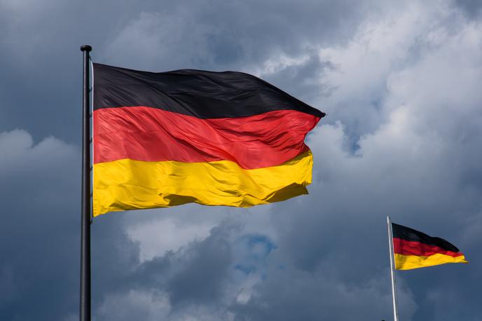 Nemčija zastava | V Nemčiji danes močno piha in dežuje. | Foto Shutterstock