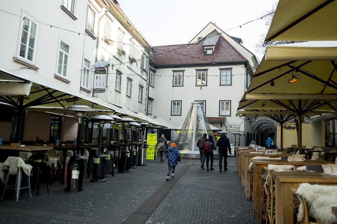 Ribji trg je najmanjši trg v Ljubljani in eden najstarejših ohranjenih delov mesta. | Foto: Ana Kovač