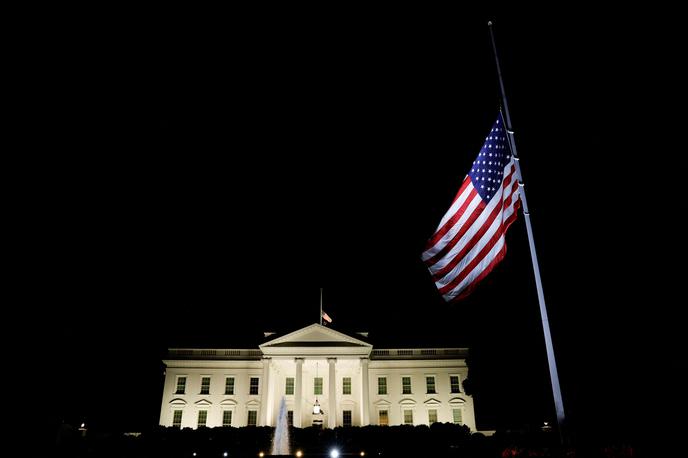 Bela hiša, Charlie Kirk, zastava | Foto Reuters