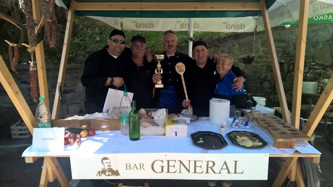 Ekipa Bar General je skuhala najboljši golaž. | Foto: Hotel Tisa