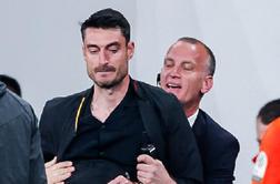 "Novinarji si zaslužijo spoštljiv odnos"