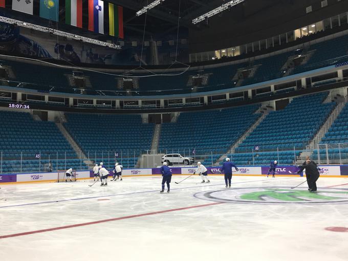 Dvorana Barys Arena je bila zgrajena leta 2015 in sprejme 12 tisoč gledalcev. | Foto: Hokejska zveza Slovenije