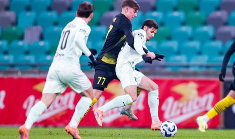 V živo: Radomljani zabili za priključek, se obeta preobrat v Stožicah?