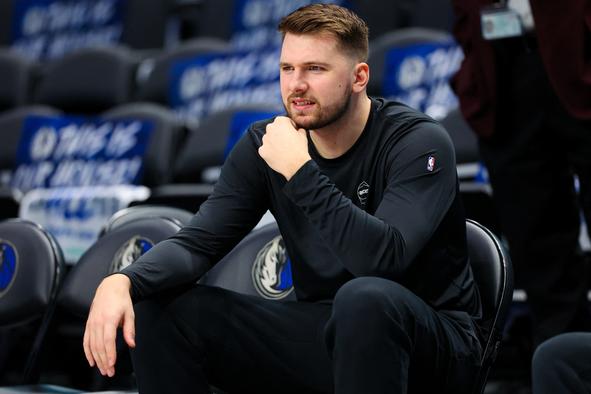 Luka Dončić trdi, da se počuti dobro, a poročajo, da ni prepričljiv