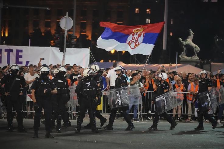 Policija v Beogradu | Foto: Guliverimage