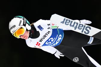 Slovenski šampionki rdeča luč za polete v Vikersundu, Tepeš protestiral na FIS