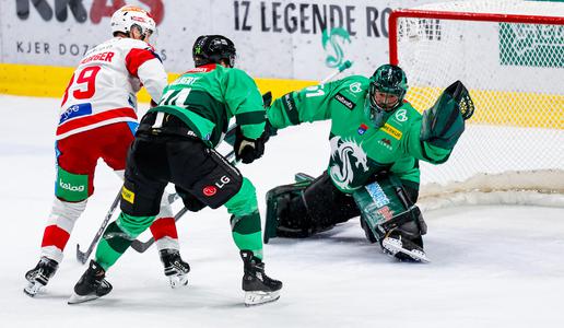 Na prvi tekmi v Tivoliju kar deset golov in visok poraz Olimpije