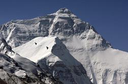 Odprave na Mount Everest odslej pod večjim nadzorom