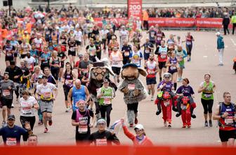 Na londonskem maratonu vendarle svetovni rekord - za najhitrejšo medicinsko sestro