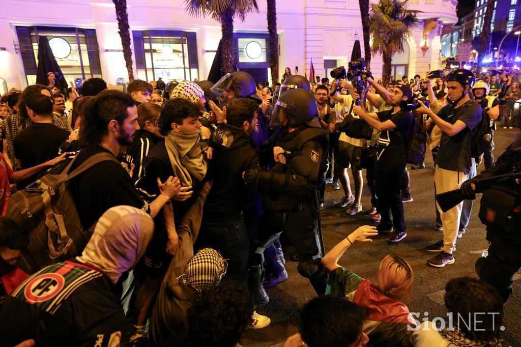 protesti, Gaza, podpora, aktivisti, policija, Palestina