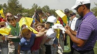 Woods ni pozabil igrati golfa