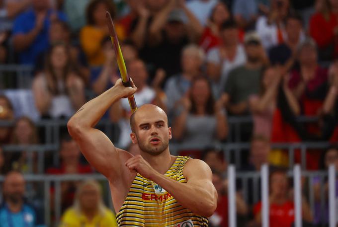 V metu kopja je na navdušenje domačega občinstva slavil Julian Weber. | Foto: Reuters