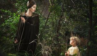 Prva fotografija: zlobna čarovnica Angelina Jolie s hčerko