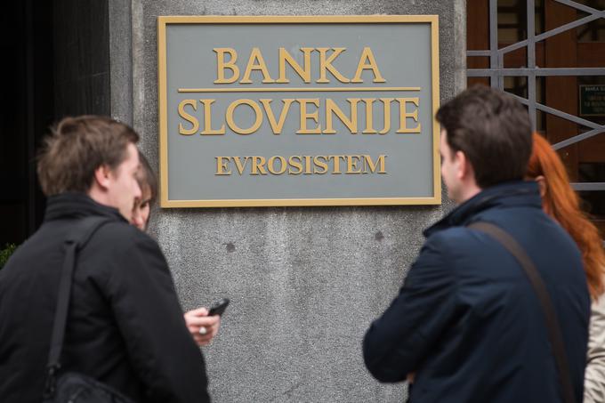 Banka Slovenije je februarja prejela anonimko, ki določene osebe, povezane z NLB, bremenijo nezakonitih praks. NLB so zato prosili za dokumentacijo v zvezi s posli, ki so navedeni v anonimki. | Foto: Bor Slana