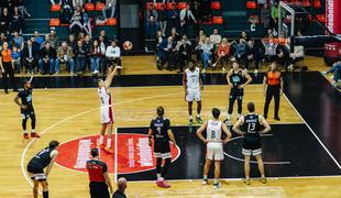 Cedevita Olimpija pričakuje Mego, Gregor Glas pokopal upe Ilirije