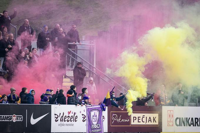 Prejšnji mesec so na stadionu Z'dežele že gostovali navijači v vijoličastem. Maribor je na slovenski kulturni praznik premagal Celjane z 2:1. | Foto: Jure Banfi